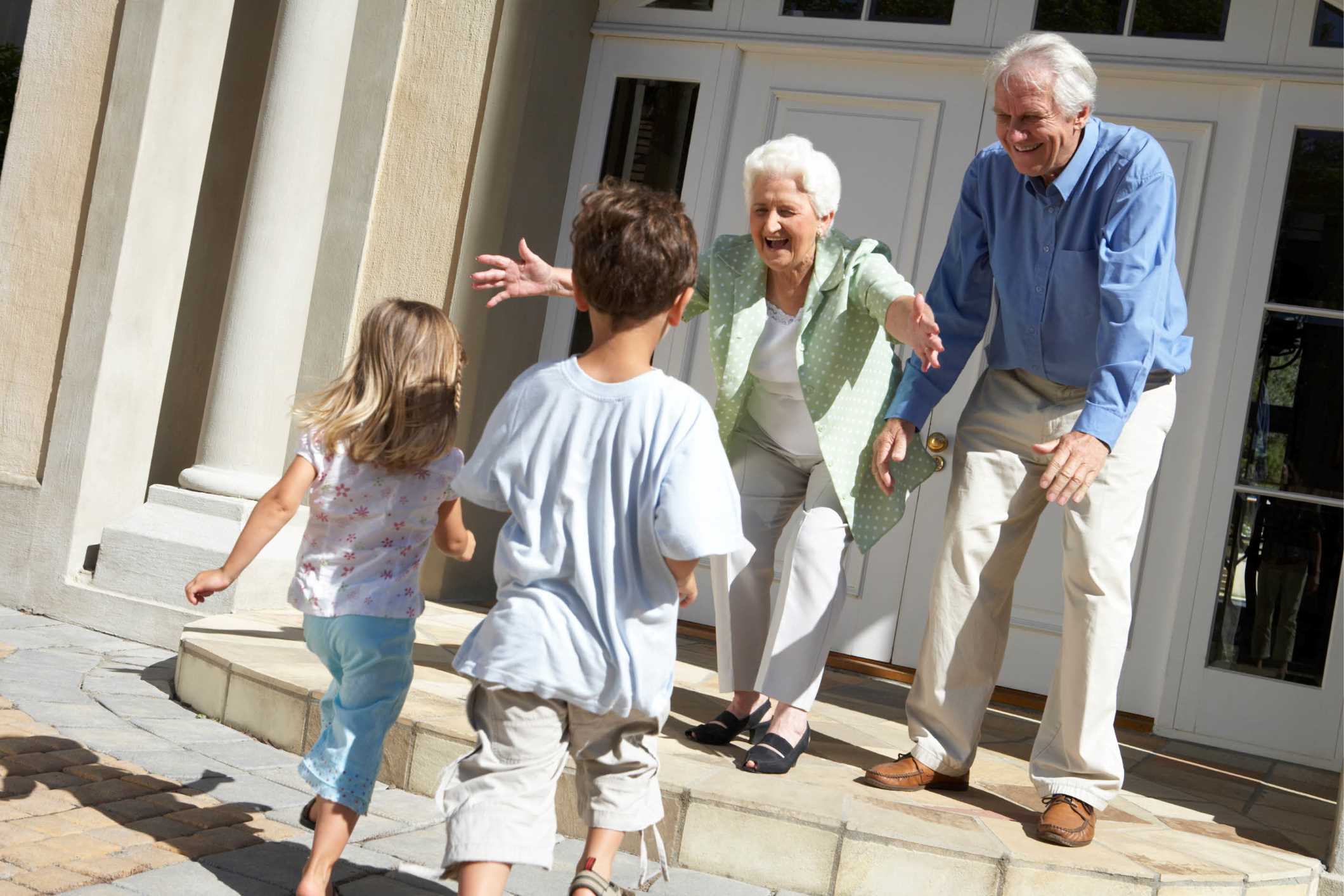 Florida grandparents welcoming their grandkids for visitation